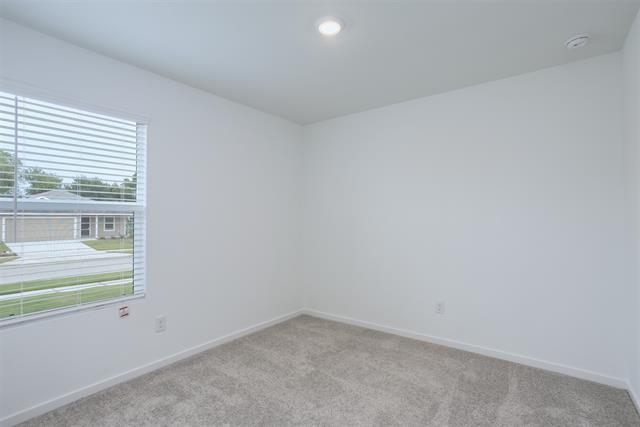 Building Photo - 727 Ginkgo Wy
