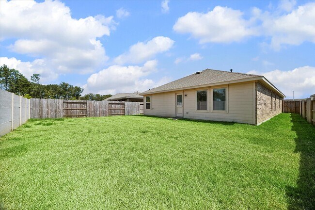 Building Photo - 21583 Casavatore Dr