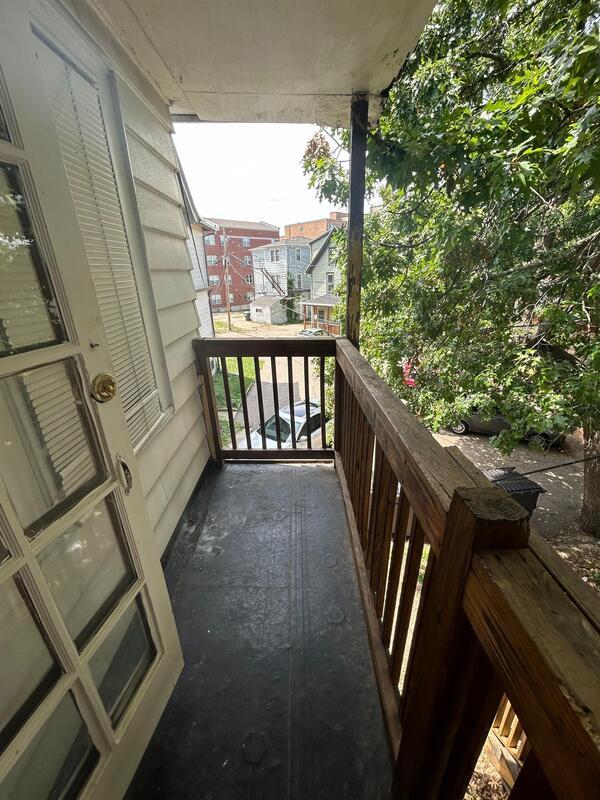 Building Photo - 240 W Lakelawn Pl