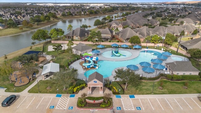 Building Photo - 2506 Spring Landing Dr