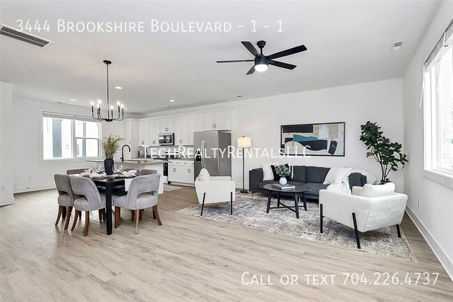 Building Photo - 3444 Brookshire Blvd