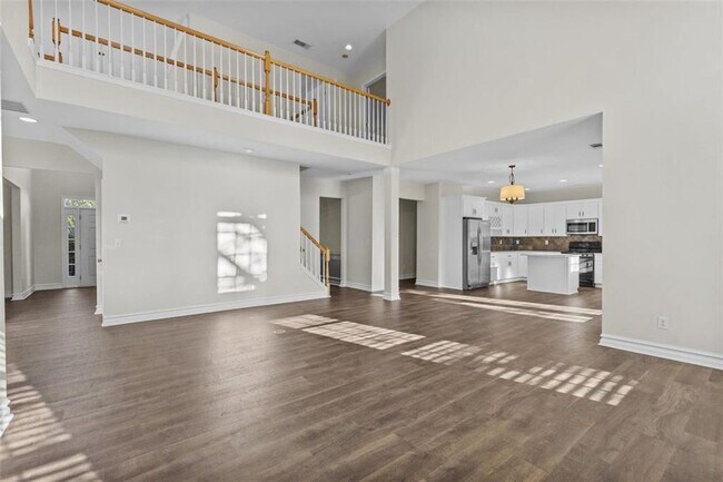 Building Photo - 4831 Edinburgh Dr