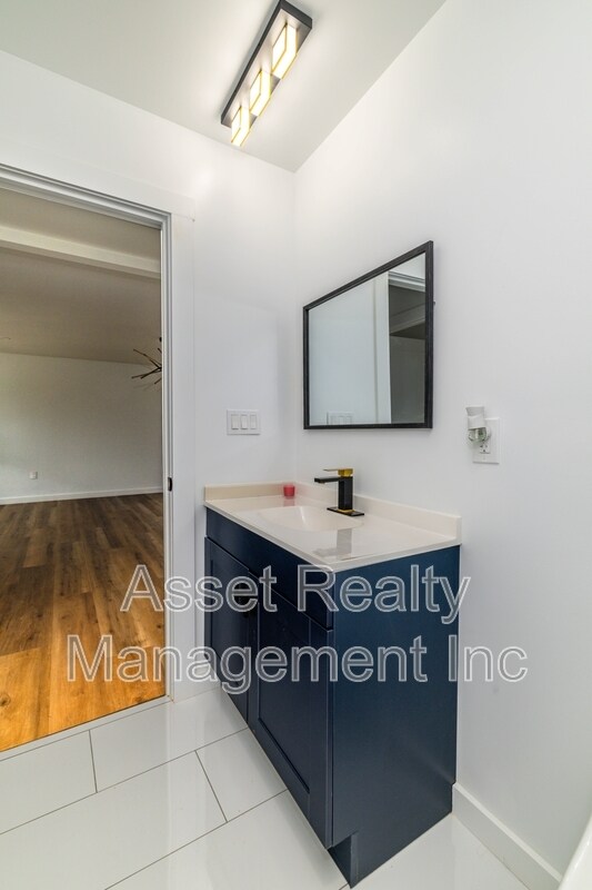 Building Photo - 3412 Ashland Ave