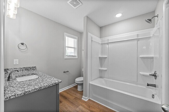 Building Photo - 54 E Fork Dr