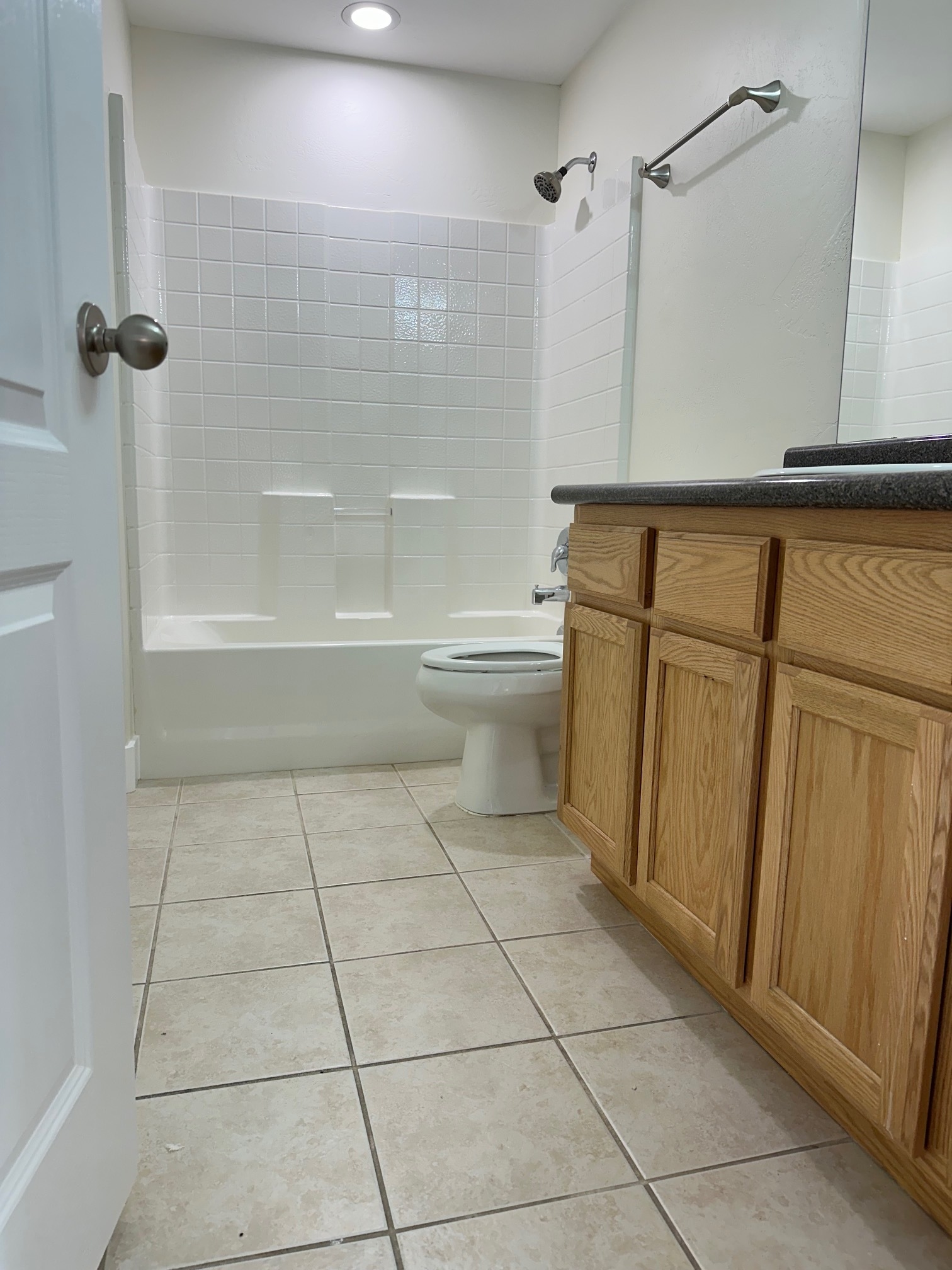 Building Photo - 228 E Delgada Ln