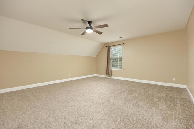 Building Photo - 8671 Blanche Rd