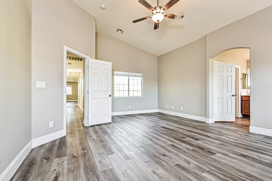 Building Photo - 8656 Treasure Trove St