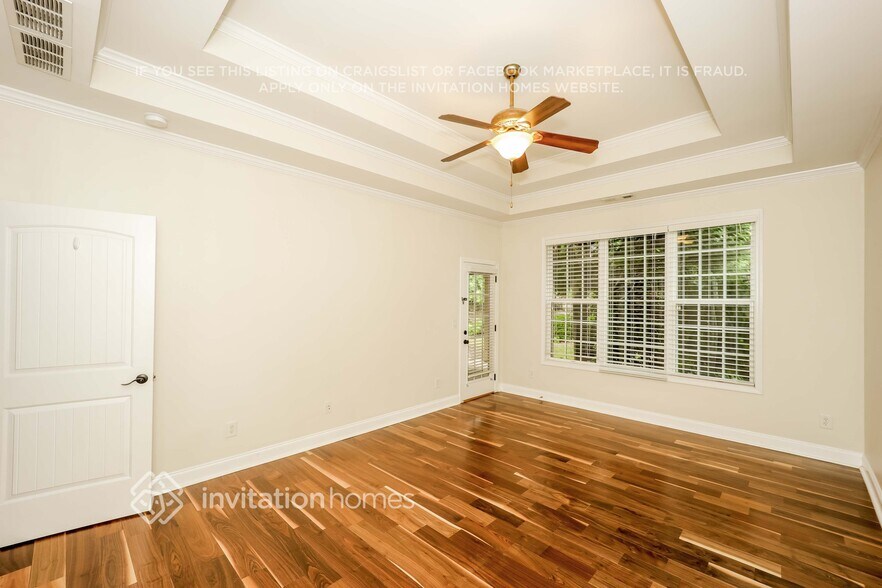 Building Photo - 275 Highwoods Pkwy
