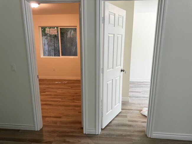 Building Photo - 2664 Marybeth Ave