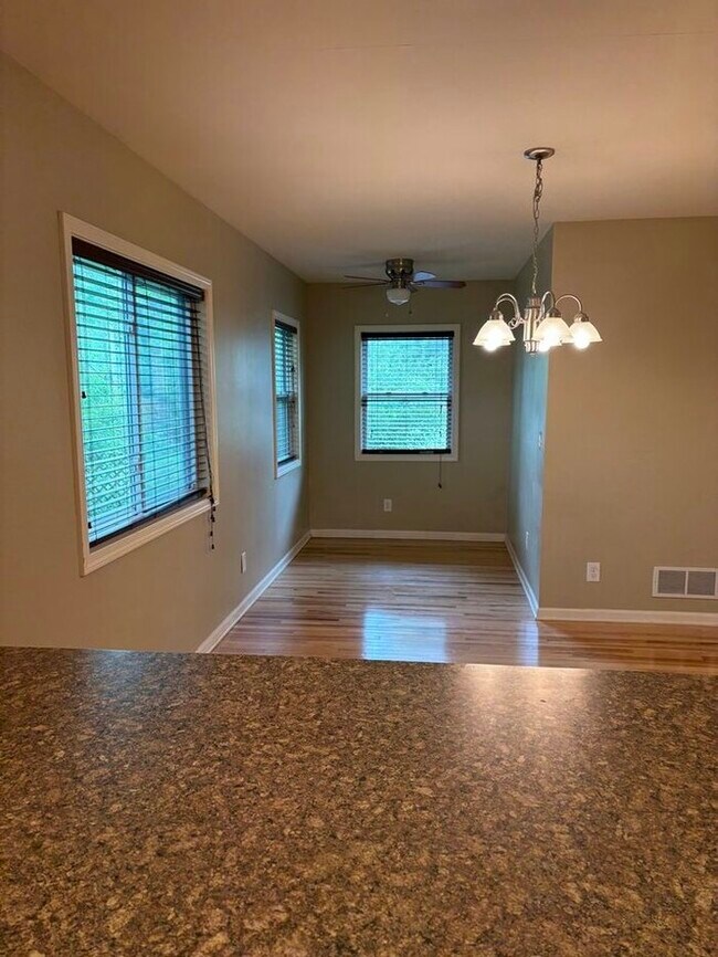 Building Photo - 2 Story Colonial - 3 bdrm/2 bath - LARGE YARD