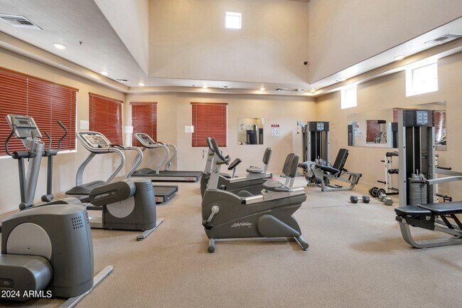 Building Photo - 10136 E Southern Ave