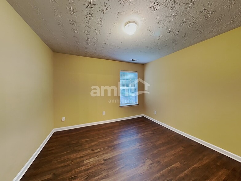 Building Photo - 2786 Spence Ct NE