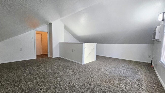 Building Photo - 205 Madison Ave NE