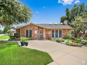 Building Photo - Rosemeade Townhomes