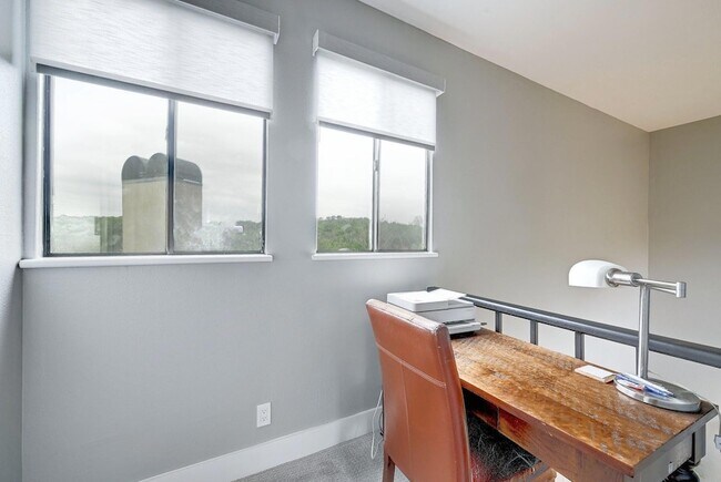 Building Photo - 1707 Spyglass Dr