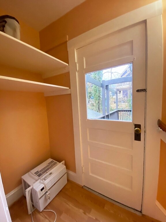 Building Photo - 16 Arborough Rd