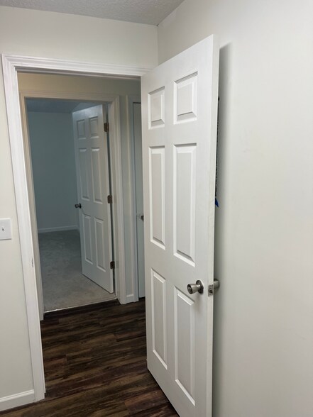 Building Photo - 1307 Olive St