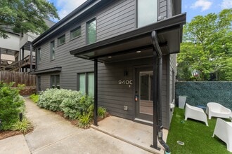 Building Photo - 160 Holtzclaw St SE
