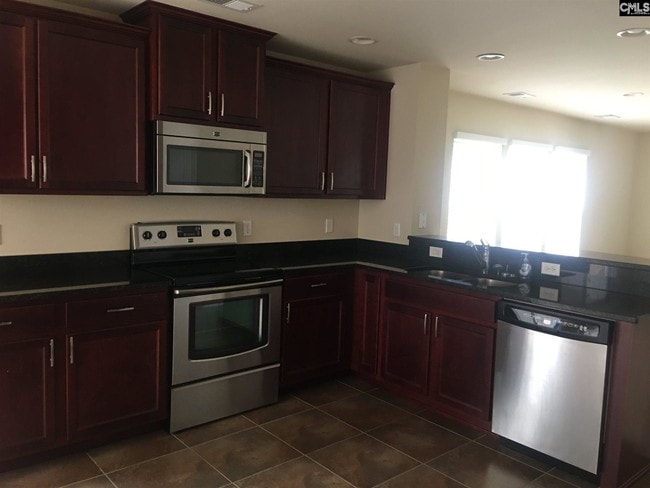 Building Photo - 121 Bartram Way