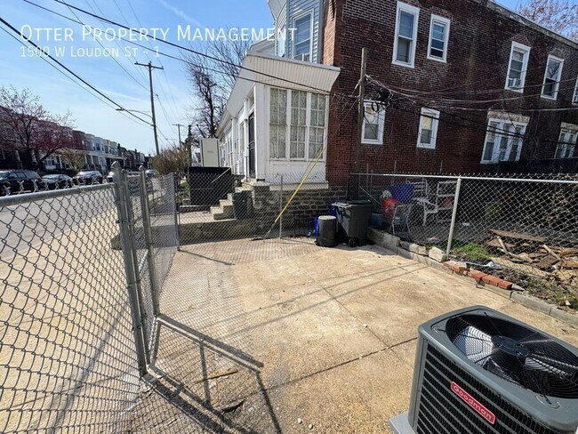 Building Photo - 1500 W Loudon St