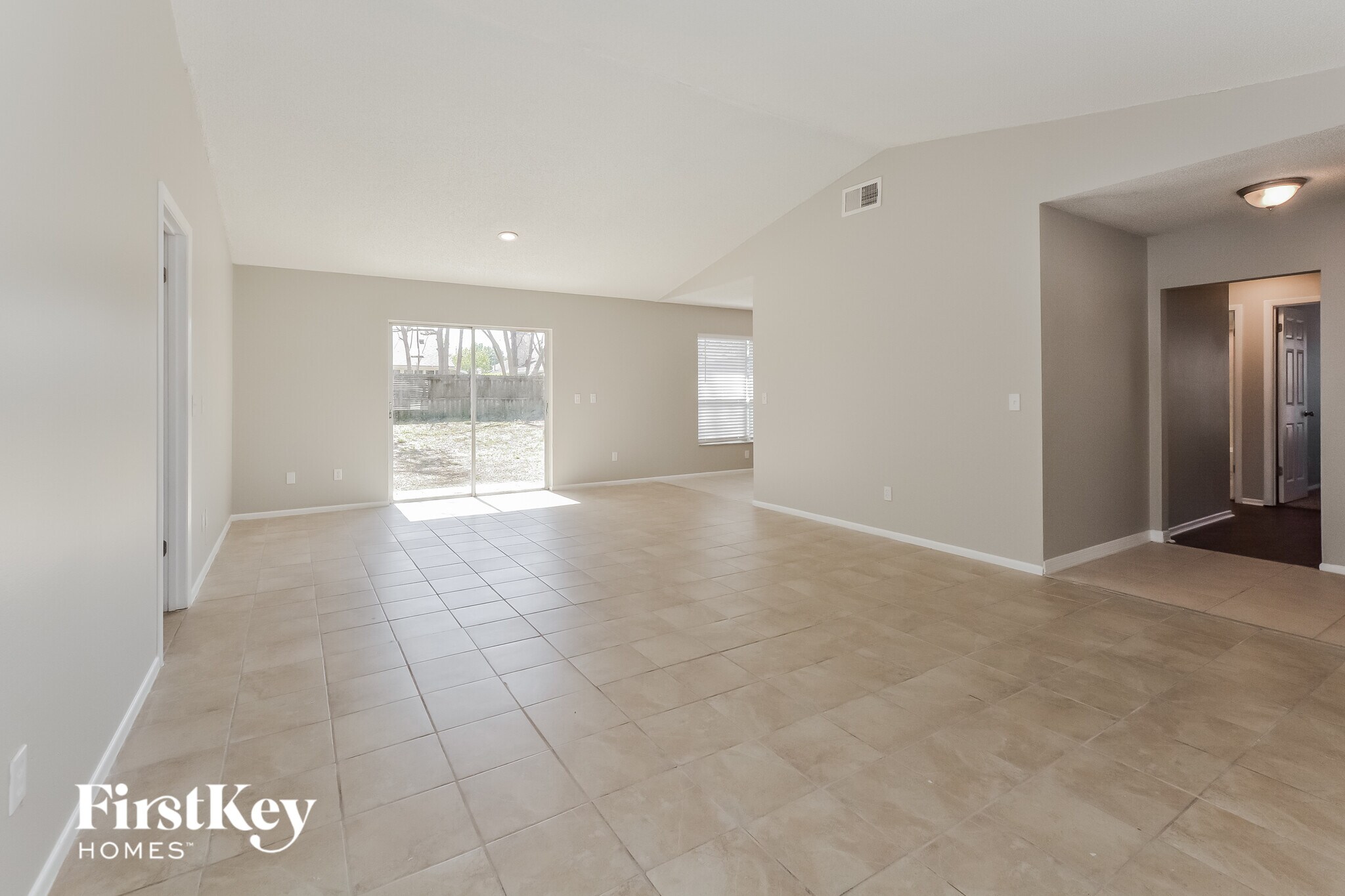 Building Photo - 2005 N Parkton Dr