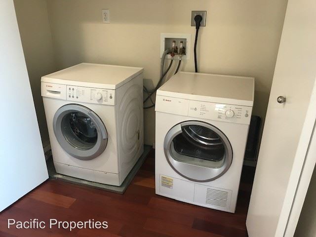 Building Photo - 2 br, 2.5 bath Apartment - 103 G Street