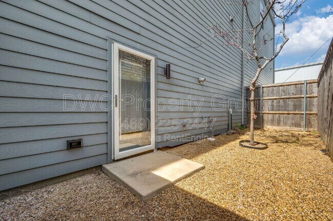 Building Photo - 2711 Kimsey Dr