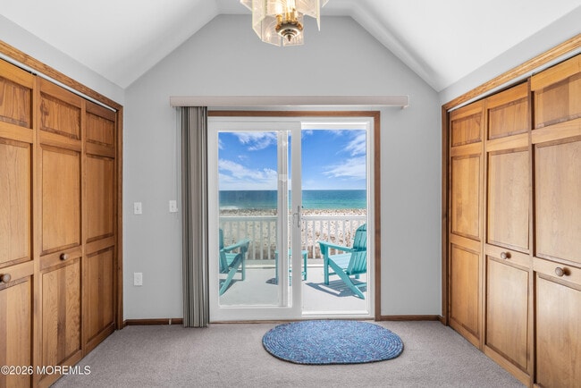 Building Photo - 2400 Oceanfront