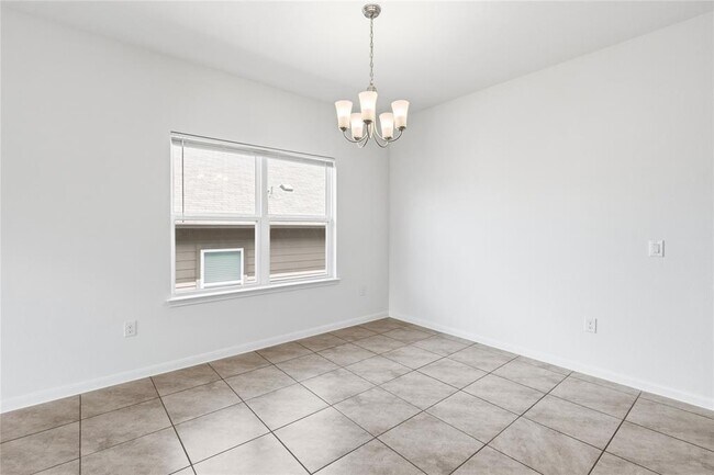 Building Photo - 7121 Ranchito Dr