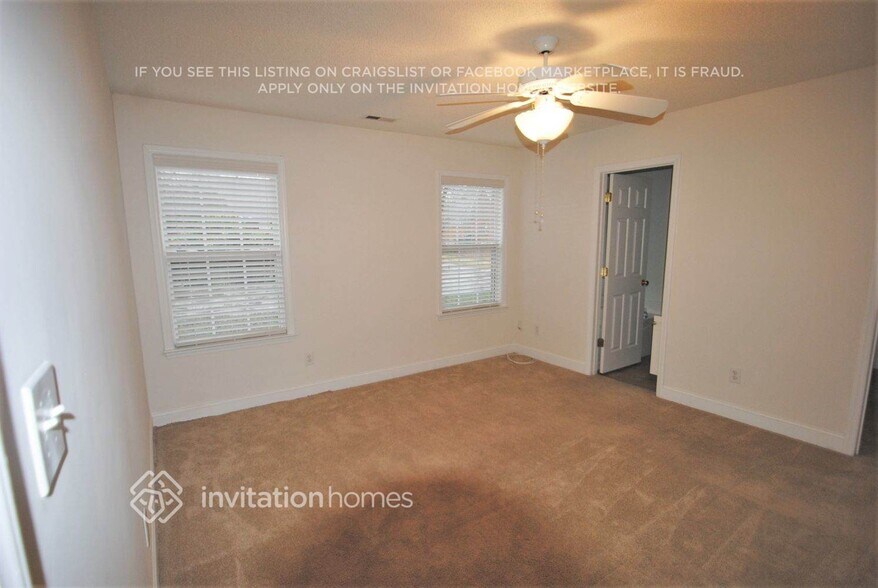 Building Photo - 8427 Quail Hollow Dr