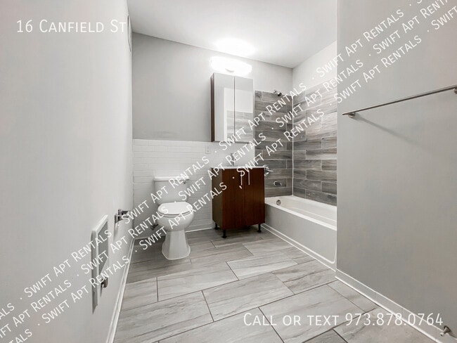 Building Photo - 16 Canfield St