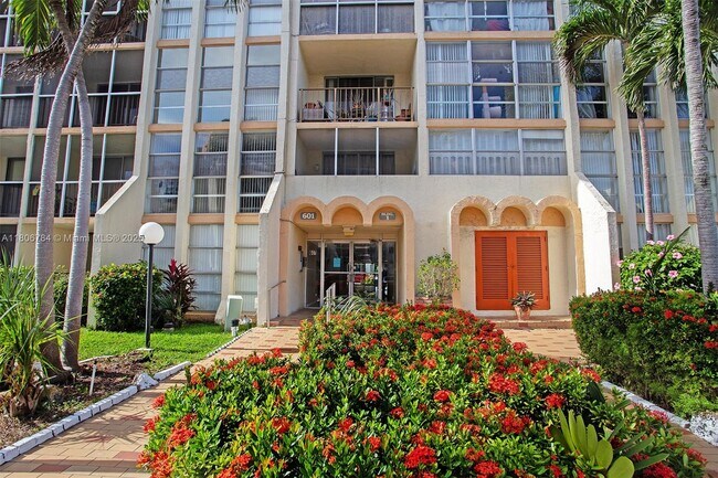 Building Photo - 601 Three Islands Boulevard