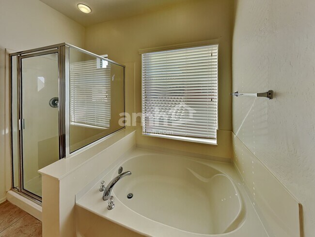 Building Photo - 16244 W Crenshaw Dr