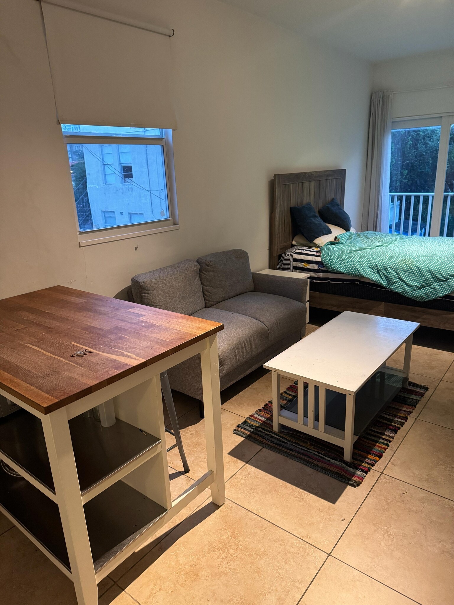 Building Photo - 444 SW 3rd St