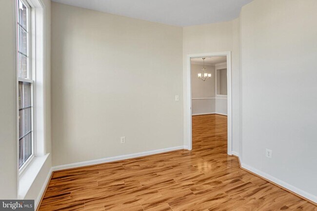 Building Photo - 15519 Exmore Ct