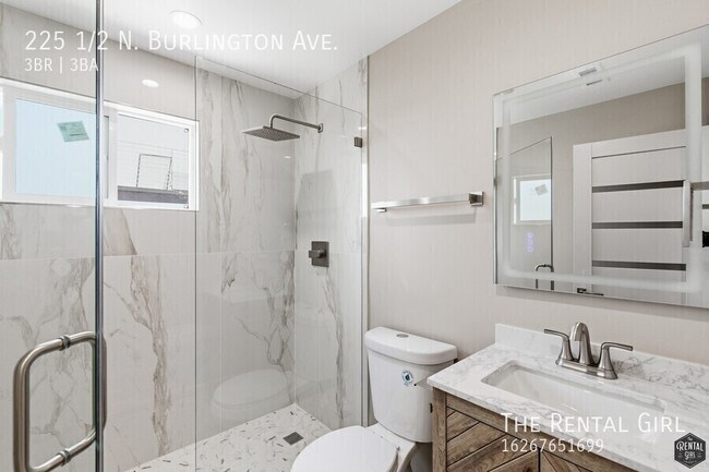 Building Photo - 225 N Burlington Ave