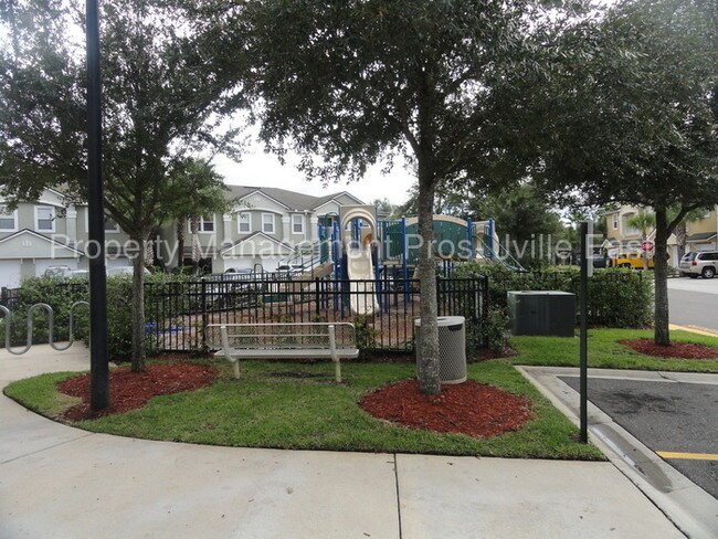 Building Photo - 7067 Deer Lodge Cir