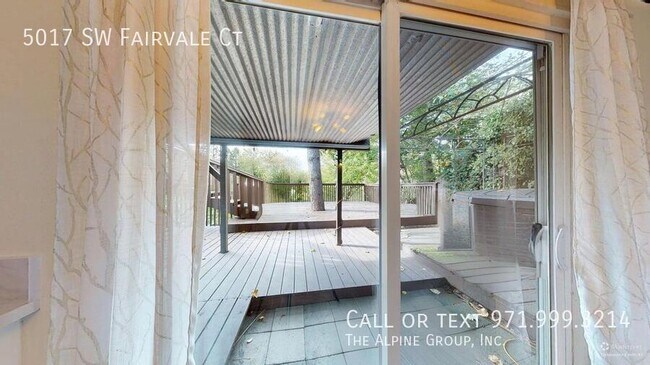 Building Photo - 5017 SW Fairvale Ct