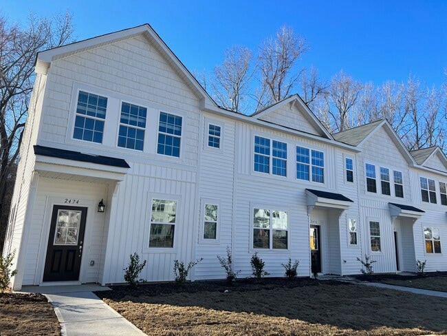 Building Photo - 2490 Ashton Park Ln