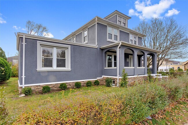 Building Photo - 172 Marble Ave