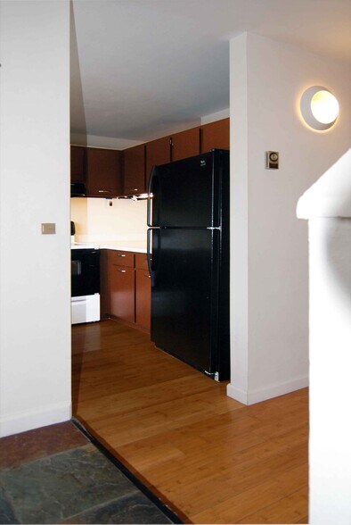 Building Photo - 4857 W Moorhead Cir