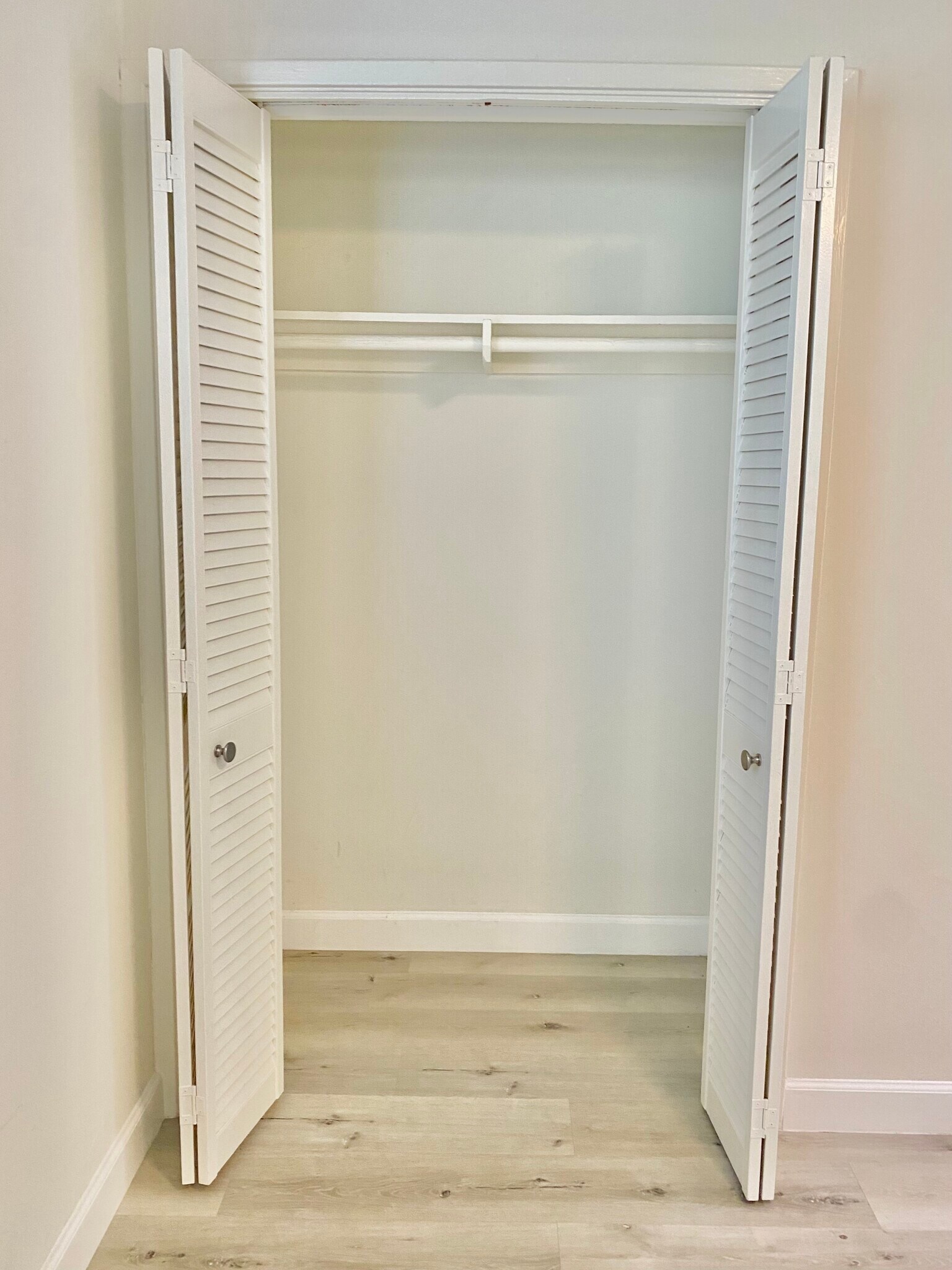 Building Photo - 2019 Curtis Ave