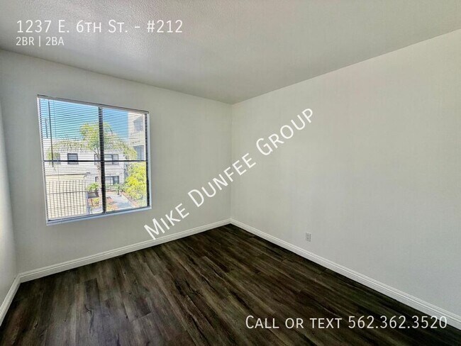 Building Photo - 1237 E 6th St