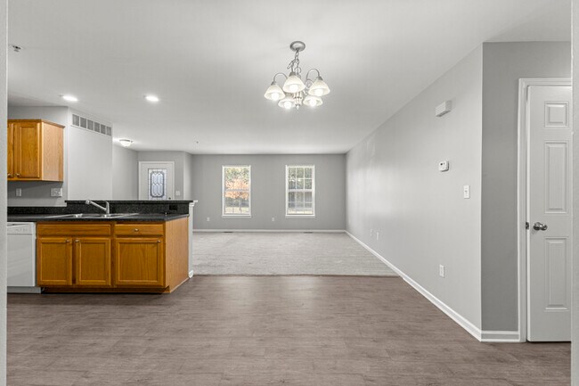 Building Photo - 13033 Turnberry