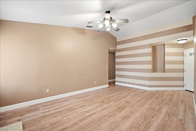 Building Photo - 8138 Sonoma Hills Way