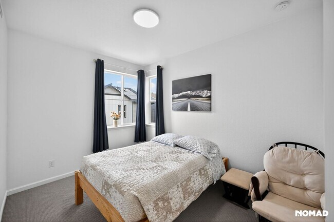 Building Photo - 18201 French Creek Ave