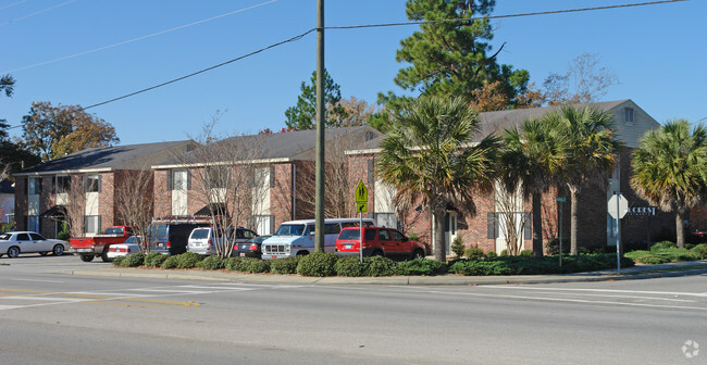 Primary Photo - 1731 St Matthews Rd