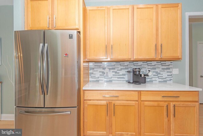 Building Photo - 18959 Gold Finch Cove