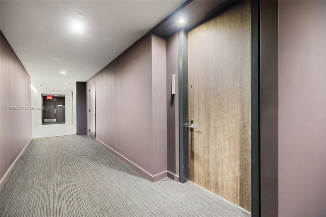 Building Photo - 88 SW 7th St