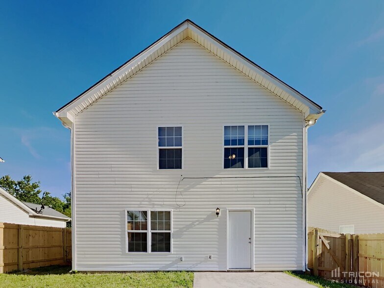 Building Photo - 1316 Crandon Dr